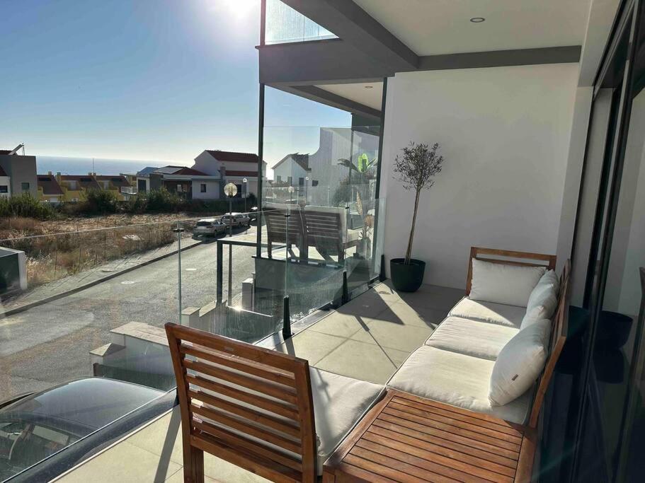 Beach, Ocean View & Bright House Ericeira Luaran gambar