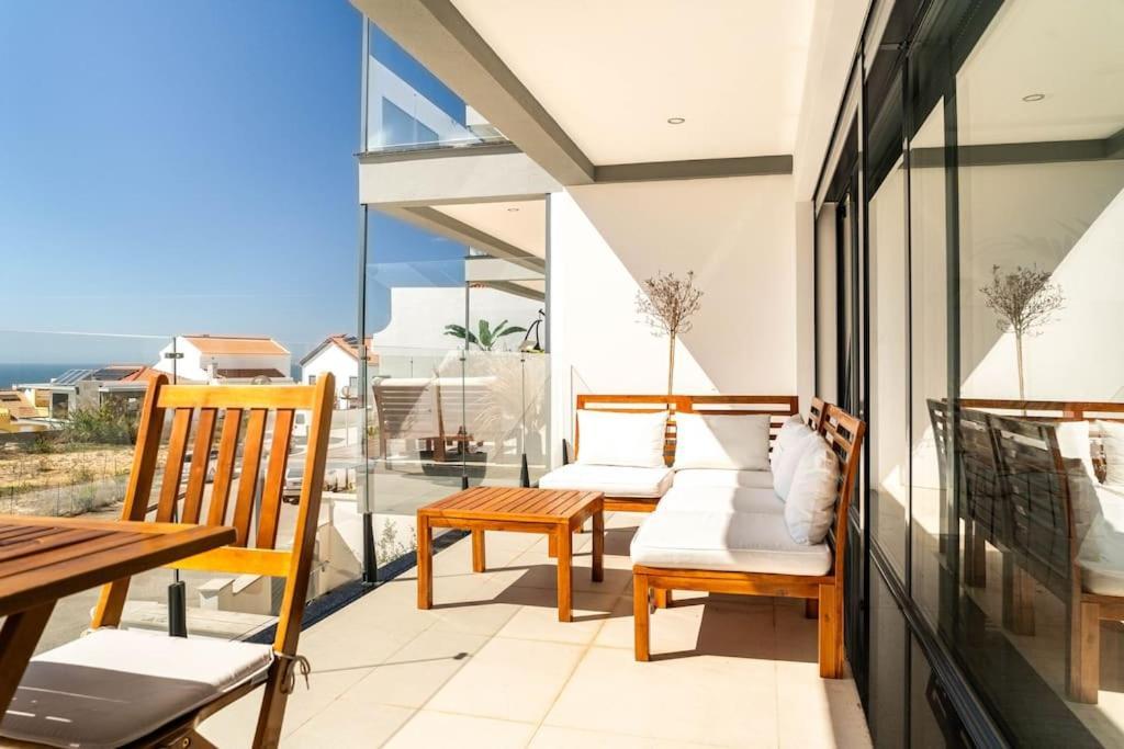 Beach, Ocean View & Bright House Ericeira Luaran gambar