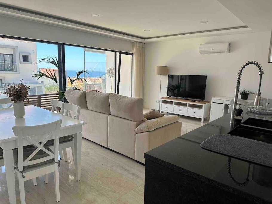 Beach, Ocean View & Bright House Ericeira Luaran gambar